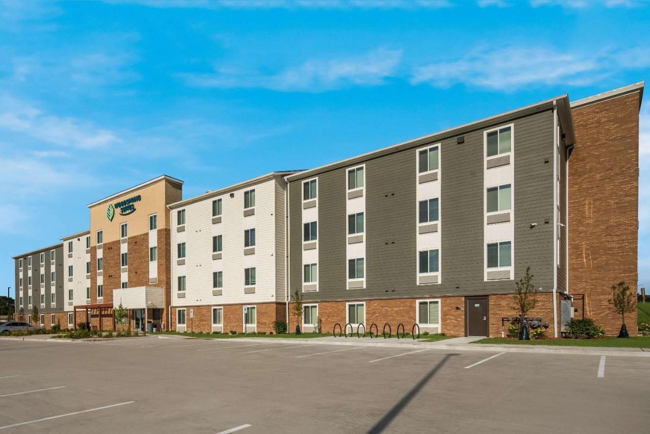 Woodspring Suites Milwaukee - Menomonee Falls 외부 사진