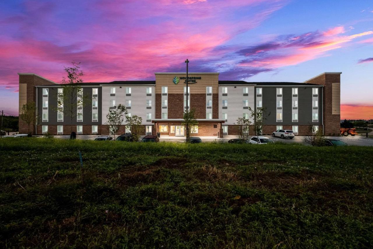 Woodspring Suites Milwaukee - Menomonee Falls 외부 사진