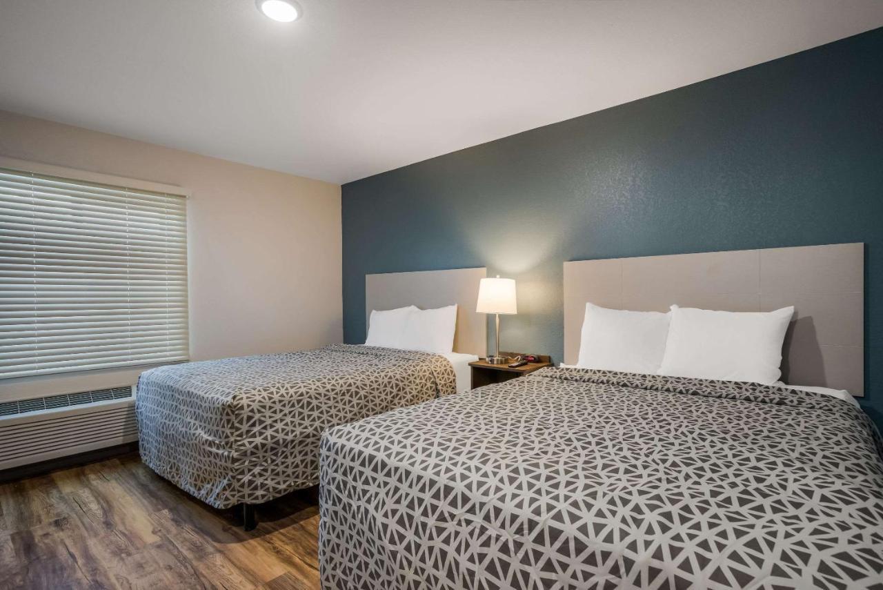 Woodspring Suites Milwaukee - Menomonee Falls 외부 사진