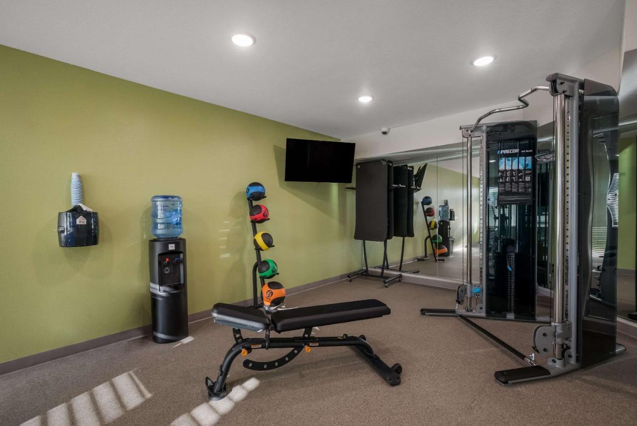 Woodspring Suites Milwaukee - Menomonee Falls 외부 사진