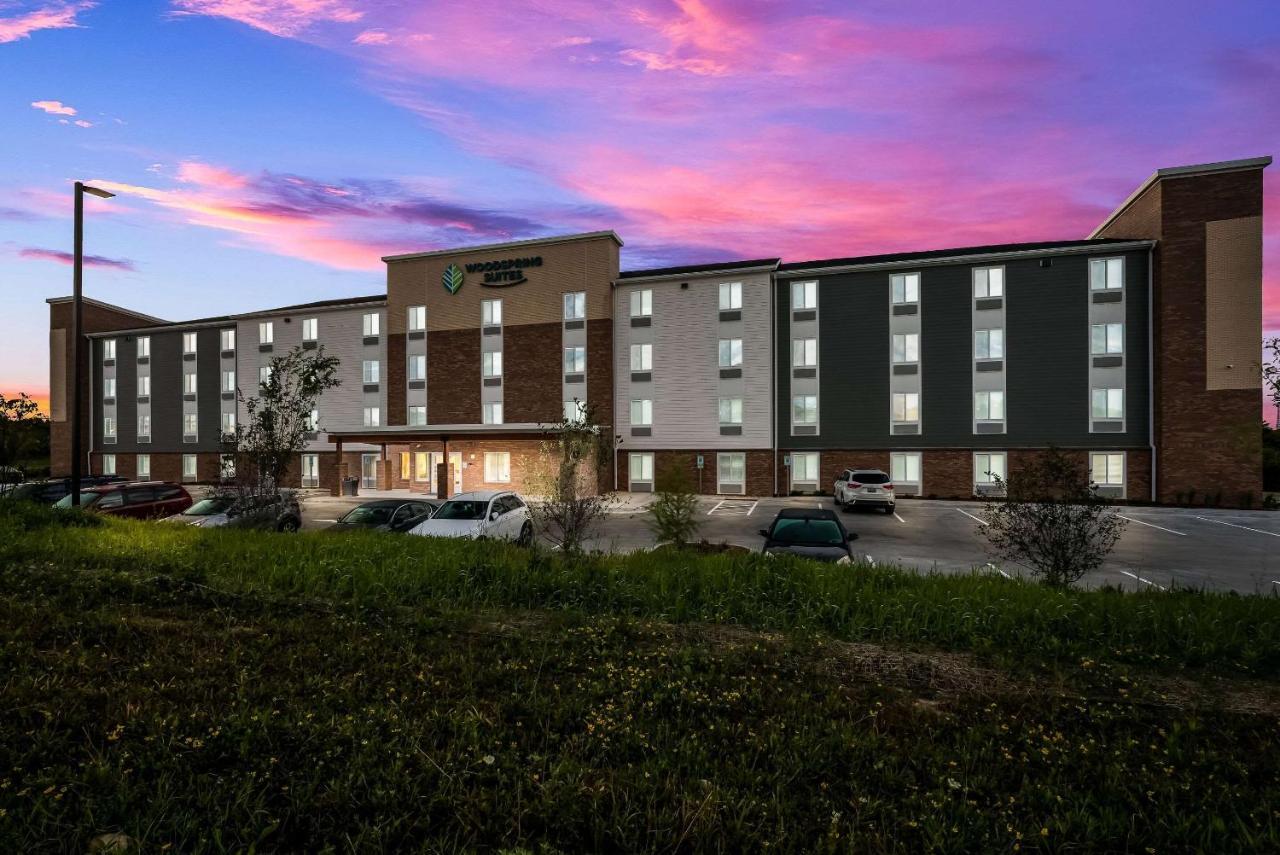Woodspring Suites Milwaukee - Menomonee Falls 외부 사진